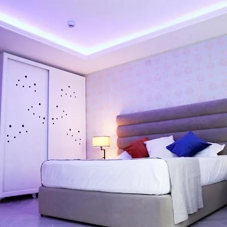 Fafa Hotel 4*